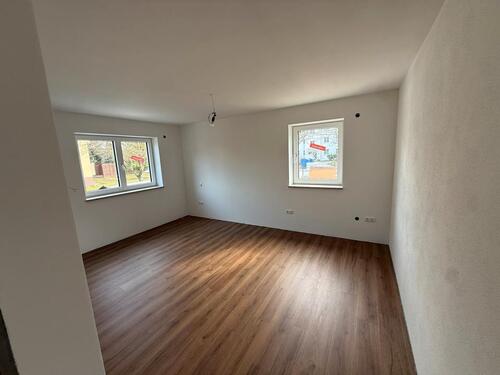 Foto - 4.5 Zimmer Erdgeschoßwohnung in Dingolfing