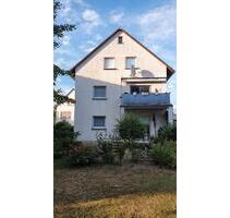 Helle 3-Zimmer Wohnung Dachgeschoß OT Ober Eschbach - Bad Homburg vor der Höhe Gonzenheim