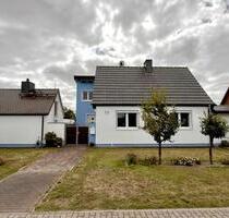 Charmantes Einfamilienhaus mit Wintergarten, Gästehaus & Sauna - Premnitz