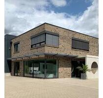 Modernes und helles Büro in Holdorf zu vermieten