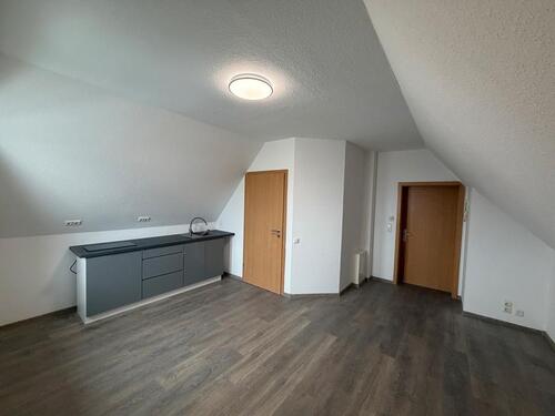 Foto - 1 Zimmer Dachgeschoßwohnung zur Miete in Greifswald