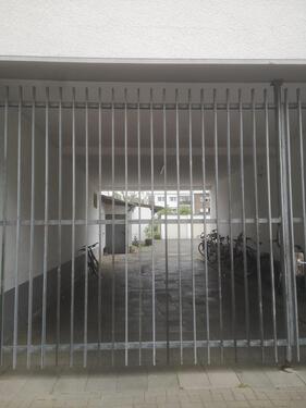 Foto - Motorrad Parkplatz in Bonn Endenich