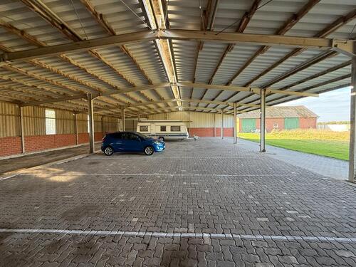 Foto - Wohnmobil Wohnwagen Boot Auto Stellplatz Unterstellplatz Garage