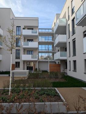 Foto - Neubau Erstbezug 3-Zimmer-Wohnung mit schöner privater Terrasse