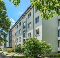 Helle 3-Raumwohnung mit Balkon und Einbauküche - Hoyerswerda
