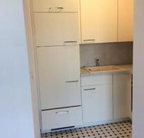 Möblierte, gut geschnittene 1,5Zi-Wohnung am Deutschhof zur Miete - Schweinfurt Haardt