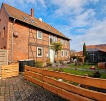 Charmantes Fachwerkhaus mit Einliegerwohnung - Sarstedt