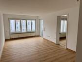 Foto - Helle 4-Zimmer Wohnung mit Balkon im 2. OG in Taufkirchen
