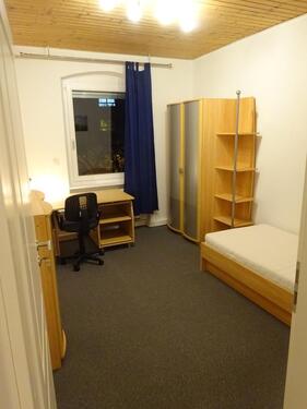 Foto - Einzelzimmer in 3-er WG - 490 Euro Kaltmiete