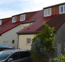 Familienfreundliches Reihenhaus mit Garten & Stellplatz - Falkensee