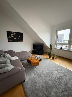 Foto - 2 Zimmer Dachgeschoßwohnung zur Miete in Maintal