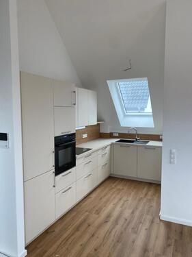 Foto - 2 Zimmer-Whg Neubau, incl. Küche Stellp. , befristet für 2 Jahre