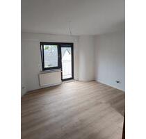 Frisch renovierte 3-Zimmer-Wohnung mit 2 Balkonen in Eschhofen - Limburg an der Lahn