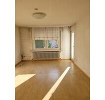 Etagenwohnung mit sonniger Loggia in Bonn Rüngsdorf