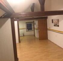 Geräumige DG Wohnung - 520,00 EUR Kaltmiete, in Wöllstadt (PLZ: 61206)