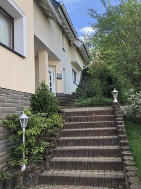 Foto - 8 Zimmer Mehrfamilienhaus, Wohnhaus in Burbach