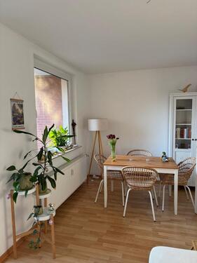 Foto - Frisch renovierte 3 Zimmer Wohnung in Uni-Nähe&sonniger Loggia!