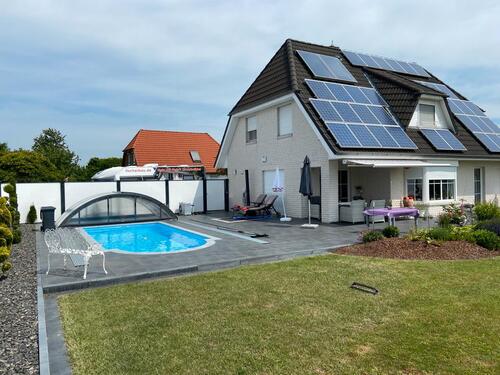 Foto - Einfamilienhaus mit Pool, PV und Wärmepumpe