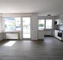 Moderne 2 Zimmer Wohnung Hochparterre mit Balkon und Küche - Hattingen Niederbonsfeld