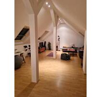 2 freie WG Zimmer in großer Maisonette 3er WG in Frohnhausen - Essen Stadtbezirk III