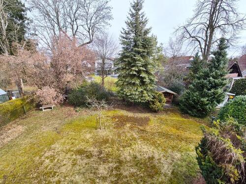 Foto - Kurzfristig beziehbar mit Ausblick ins Grüne – Große, freie 3-Zimmer-Wohnung mit Sonnenterrasse