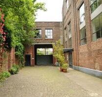 Arbeiten mit Industriecharme – 108 m² Kreativfläche auf 2 Ebenen - Köln Kalk