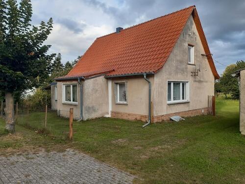 Foto - Haus in MV mit großem Grundstück