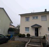 Doppelhaushälfte - 300.000,00&nbsp;EUR Kaufpreis, ca.&nbsp; 129,00&nbsp;m&sup2; in Kirchberg (Hunsrück) (PLZ: 55481)