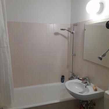 Foto - 1 Zimmer Erdgeschoßwohnung zur Miete in Bad Klosterlausnitz