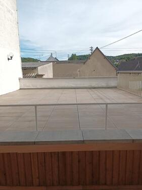 Foto - Renovierte 3 ZKB Wohnung im EG mit 30qm Terrasse in Bassenheim
