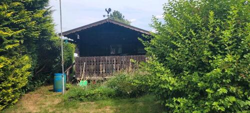Foto - Pachtgarten Schrebergarten Klettergerüst Sandkasten Hütte