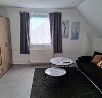 MÖBILIERTE FRISCH MODERNISIERTE 2 ZIMMER WOHNUNG IN WOLFSBURG