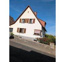 Einfamilienhaus Püttlingen - 250.000,00&nbsp;EUR Kaufpreis, ca.&nbsp; 120,00&nbsp;m&sup2; in Püttlingen (PLZ: 66346)