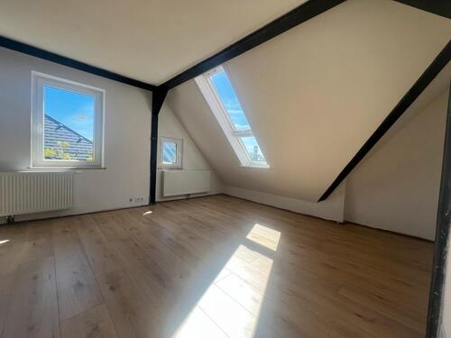 Foto - Kernsanierte 3-Zimmer Dachgeschosswohnung in Selb