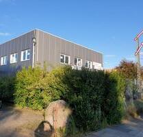 7 Büros mit großem Vorraum = 246 qm in Schwarzenbek courtagefrei