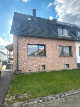 Foto - Einfamilienhaus Doppelhaushälfte zu Vermieten