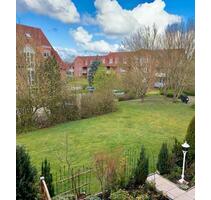 Provisionsfrei: gepfl. 2 Zi Whg gepfl. Wohnlage in HU mit Loggia - Henstedt-Ulzburg