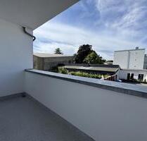 +++ Frisch saniert! Moderne 3-Zimmer-Wohnung mit Balkon - Düsseldorf Stadtbezirk 6