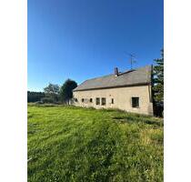 Idyllisches Anwesen mit Wohnhaus Stall Scheune 18.514 m² Grünland - Schneeberg