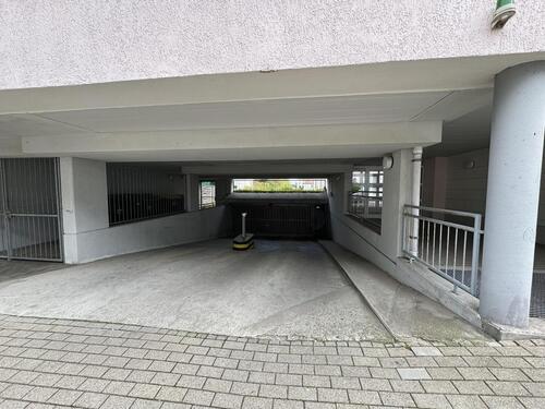 Foto - 1 Duplex Tiefgaragenstellplaz in Essen Rellinghausen