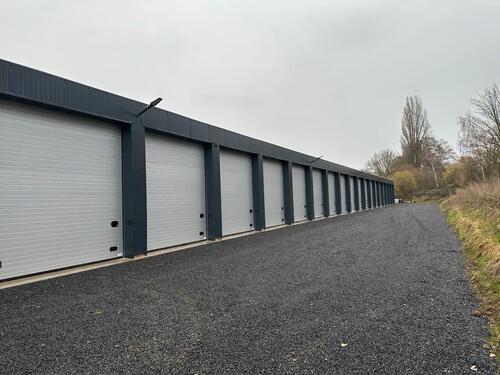 Foto - Stellplatz, Unterstellplatz, Lagerbox, Garage, Hallenstellplatz