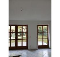 Neuburg Donau 2 Zimmer EG-Whg - 1.000,00&nbsp;EUR Kaltmiete, ca.&nbsp; 63,00&nbsp;m&sup2; in Aschheim (PLZ: 85609)