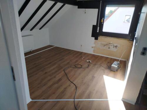 Foto - 2 Zimmer Dachgeschoßwohnung zur Miete in Bruchköbel