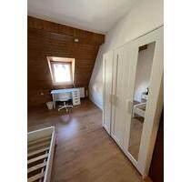 Möblierte WG-Wohnung Oberstadt - 940,00&nbsp;EUR Kaltmiete, ca.&nbsp; 100,00&nbsp;m&sup2; in Siegen (PLZ: 57072)