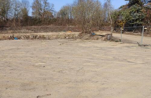 Foto - Außenfläche Abstellfläche Fläche Teilfläche Abstellplatz zu vermieten ab 100qm Hannover