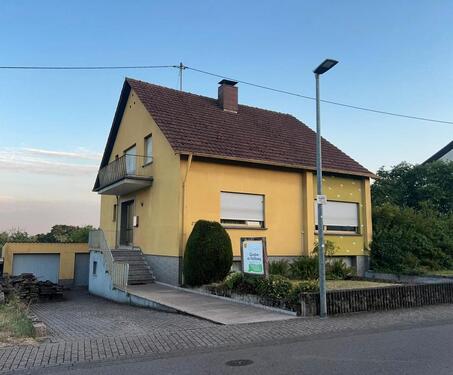 Foto - 6.5 Zimmer Einfamilienhaus zum Kaufen in Dillingen (Saar)