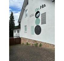 Vielseitig nutzbares Wohnhaus mit Bauplatz und Lagerhalle - Bad Orb
