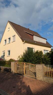 Foto - Einfamilienhaus mit Einliegerwohnung