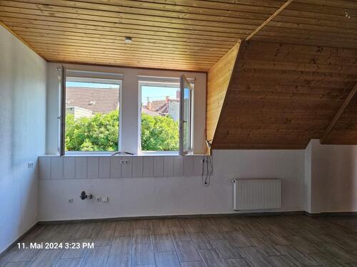 Foto - 3 Zimmer Dachgeschoßwohnung zur Miete in Eisenberg (Pfalz)