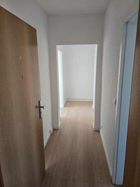Foto - Schöne frisch renovierte 2.-Zimmer Wohnung